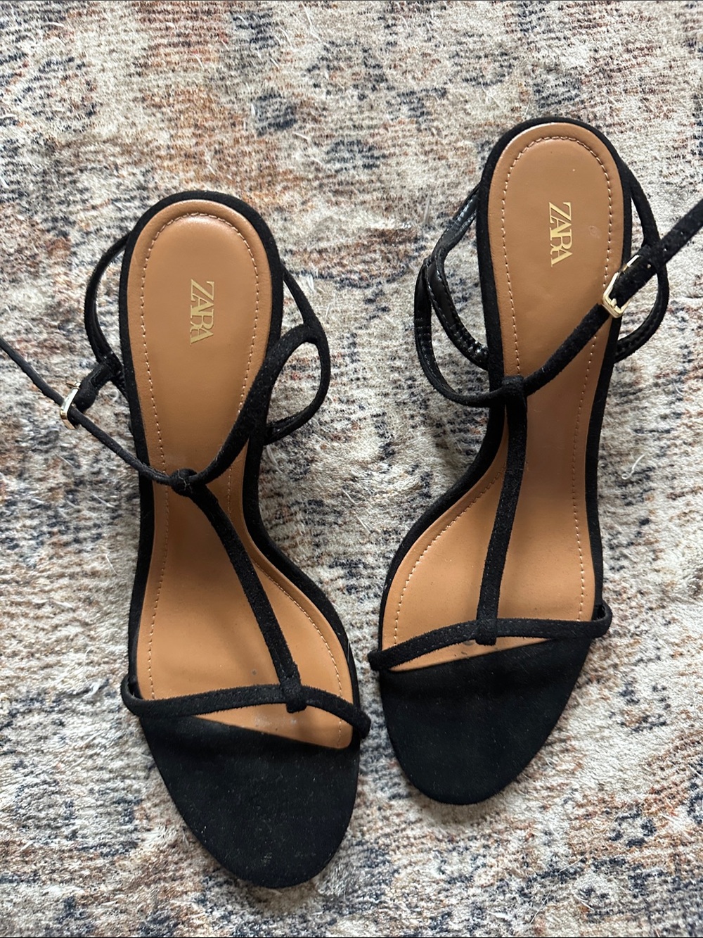 Zara Black Strappy Mid-Kitten Heel Sandals.Size 40. US 9